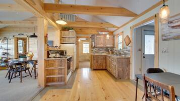 Cottage (3 Bedrooms) | Interior