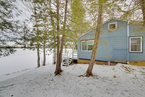 Interior - Palmyra Cottage w/ Deck on Whites Pond! (Palmyra)