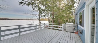 Palmyra Cottage w/ Deck on Whites Pond!