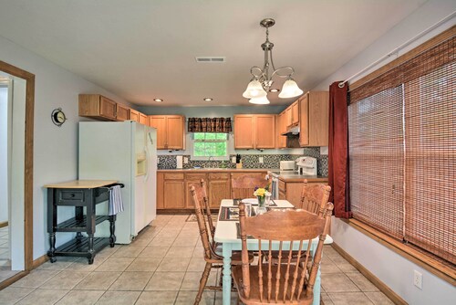 Table Rock Lake Retreat < 1 Mi to Boat Launch