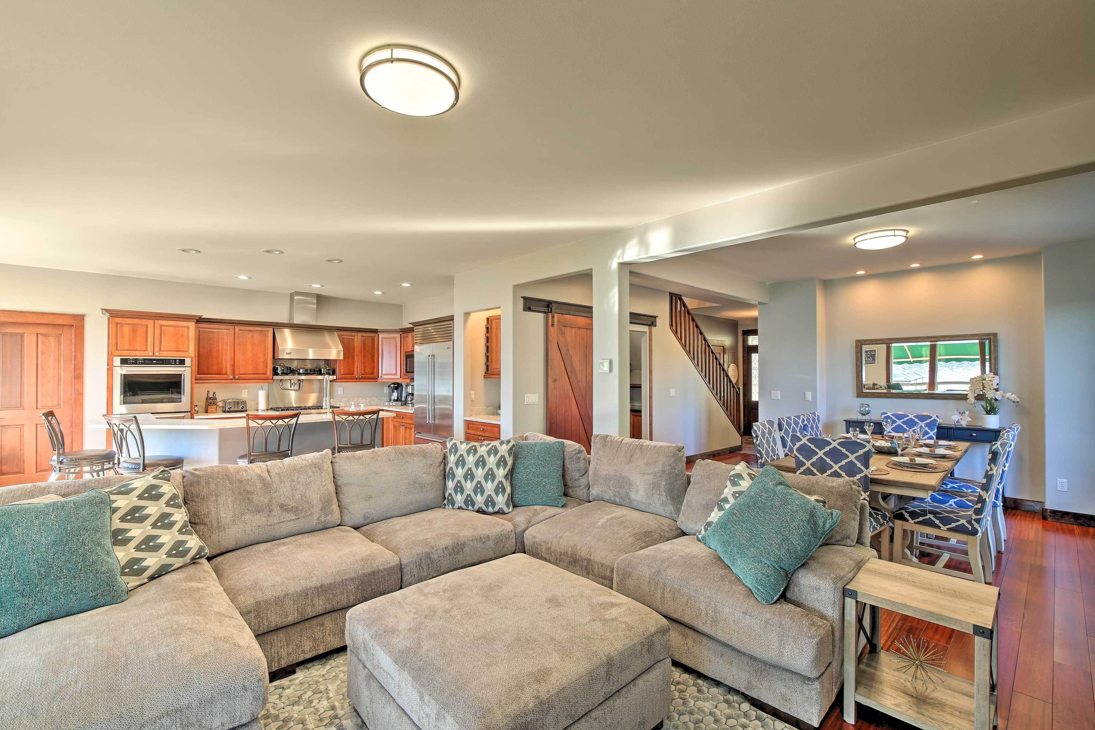 House (4 Bedrooms) | Interior