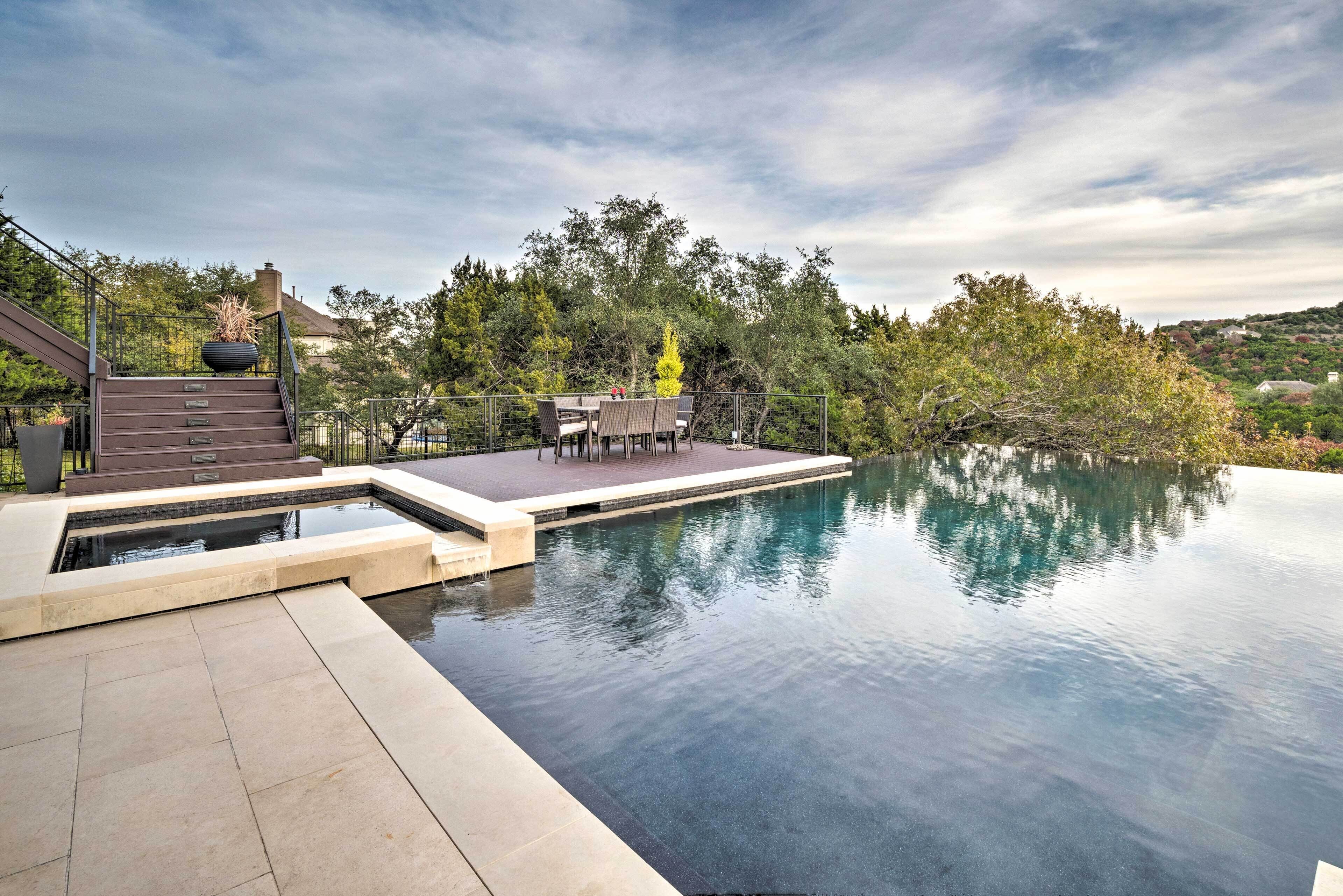 Chic Villa w/ Infinity Pool, 10 Miles to Downtown!