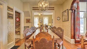 House (Multiple Bedrooms) | Interior