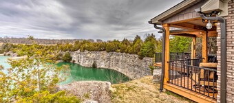 Tranquility Lake Getaway on 27 Acres!