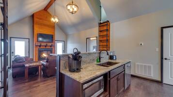 Rumah (4 Bedrooms) | Interior