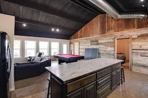 House (3 Bedrooms) | Interior - Spacious Palo Pinto Home: Private Dock & Pool (Palo Pinto)