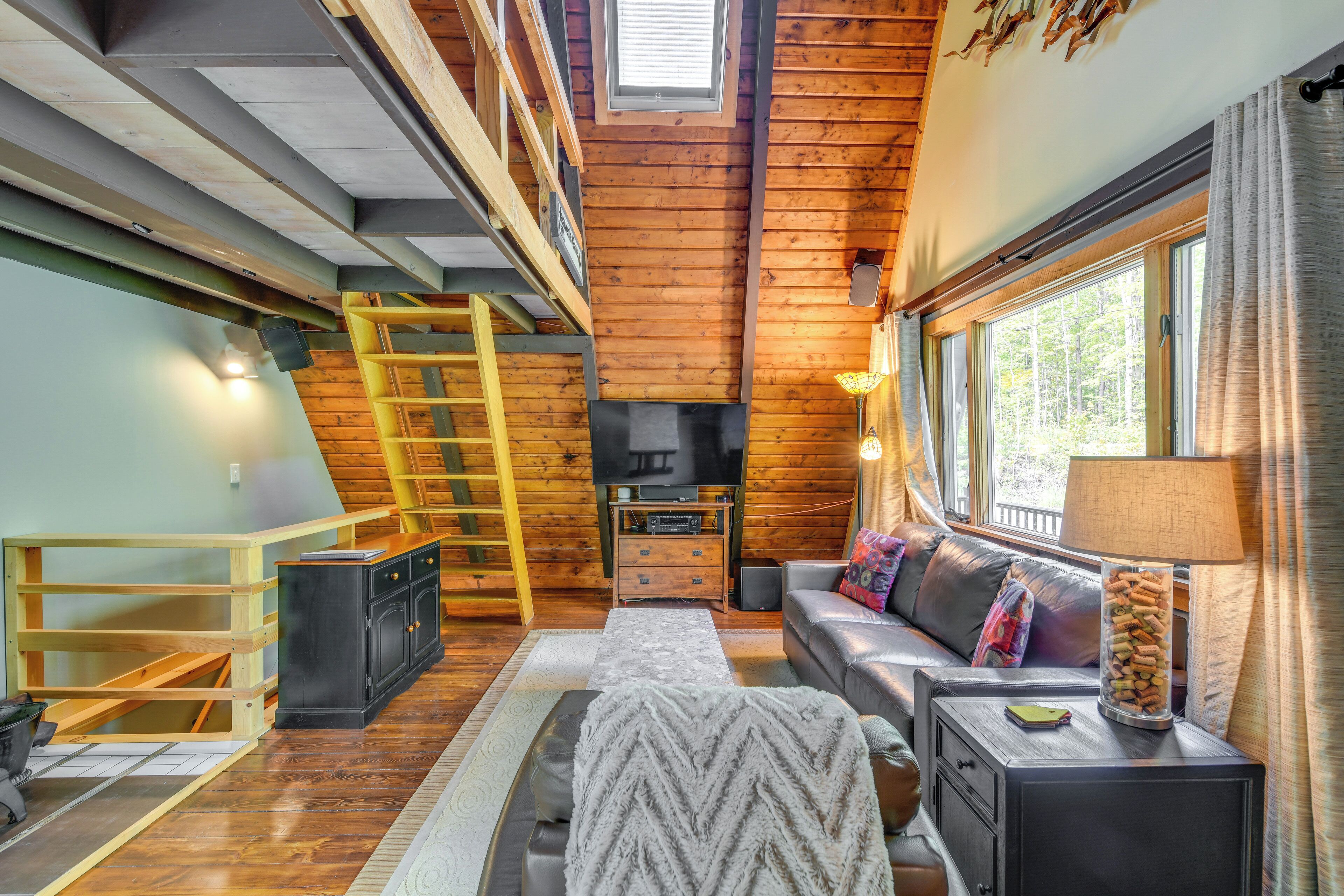 Rumah (2 Bedrooms) | Interior