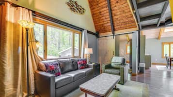Rumah (2 Bedrooms) | Interior