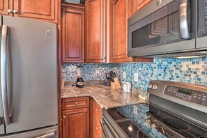 Apartment (3 Bedrooms) | Interior - Golfers Paradise in Myrtle Beach w/ Balcony! (Myrtle Beach)