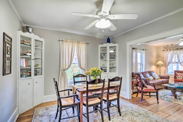 Cottage (3 Bedrooms) | Interior - Georgetown Vacation Rental Close to Town Square! (Georgetown)