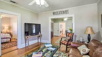 Cottage (3 Bedrooms) | Interior