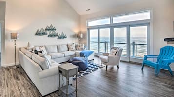 Rumah (4 Bedrooms) | Bagian depan properti