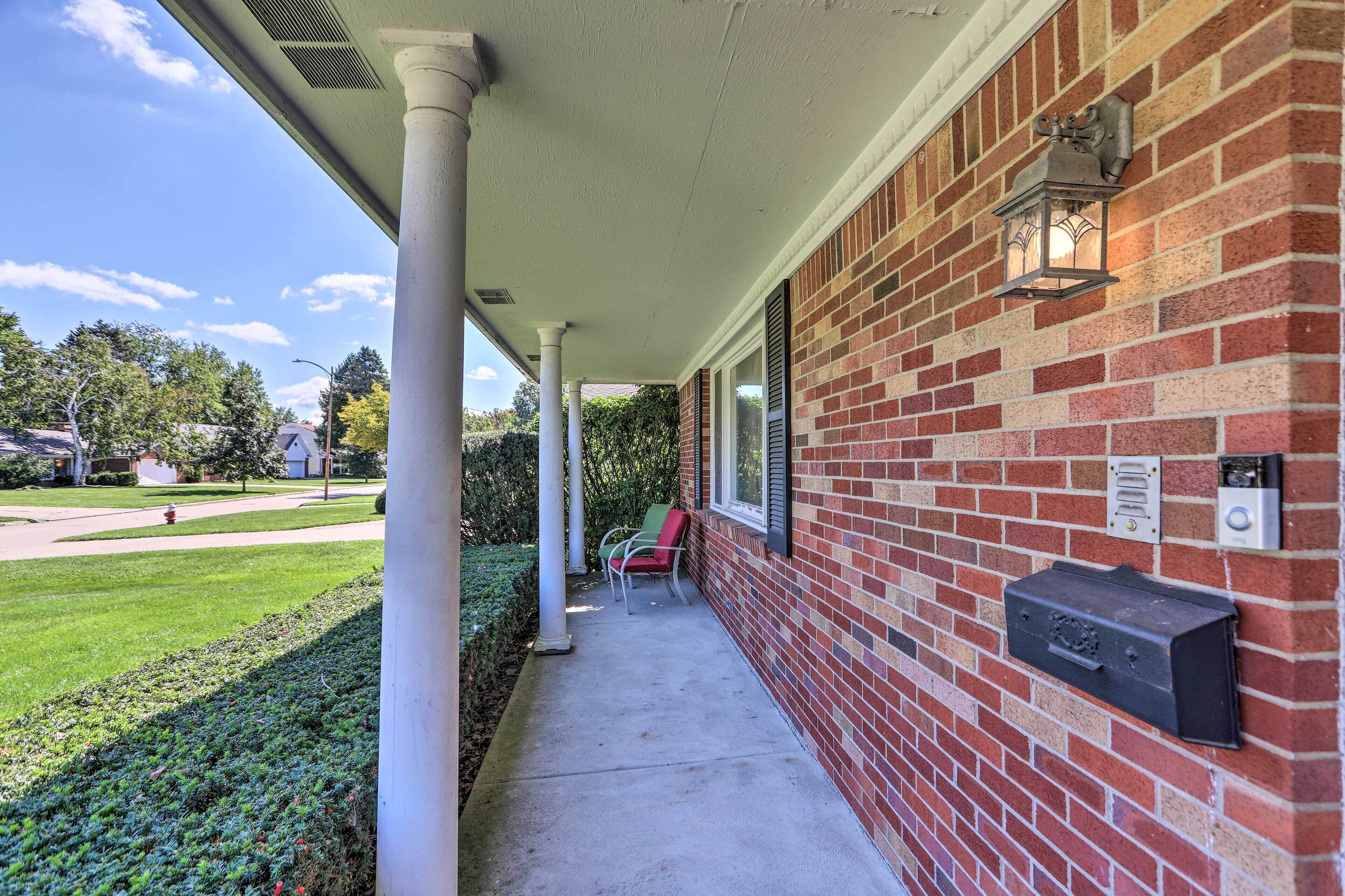 House (5 Bedrooms) | Interior