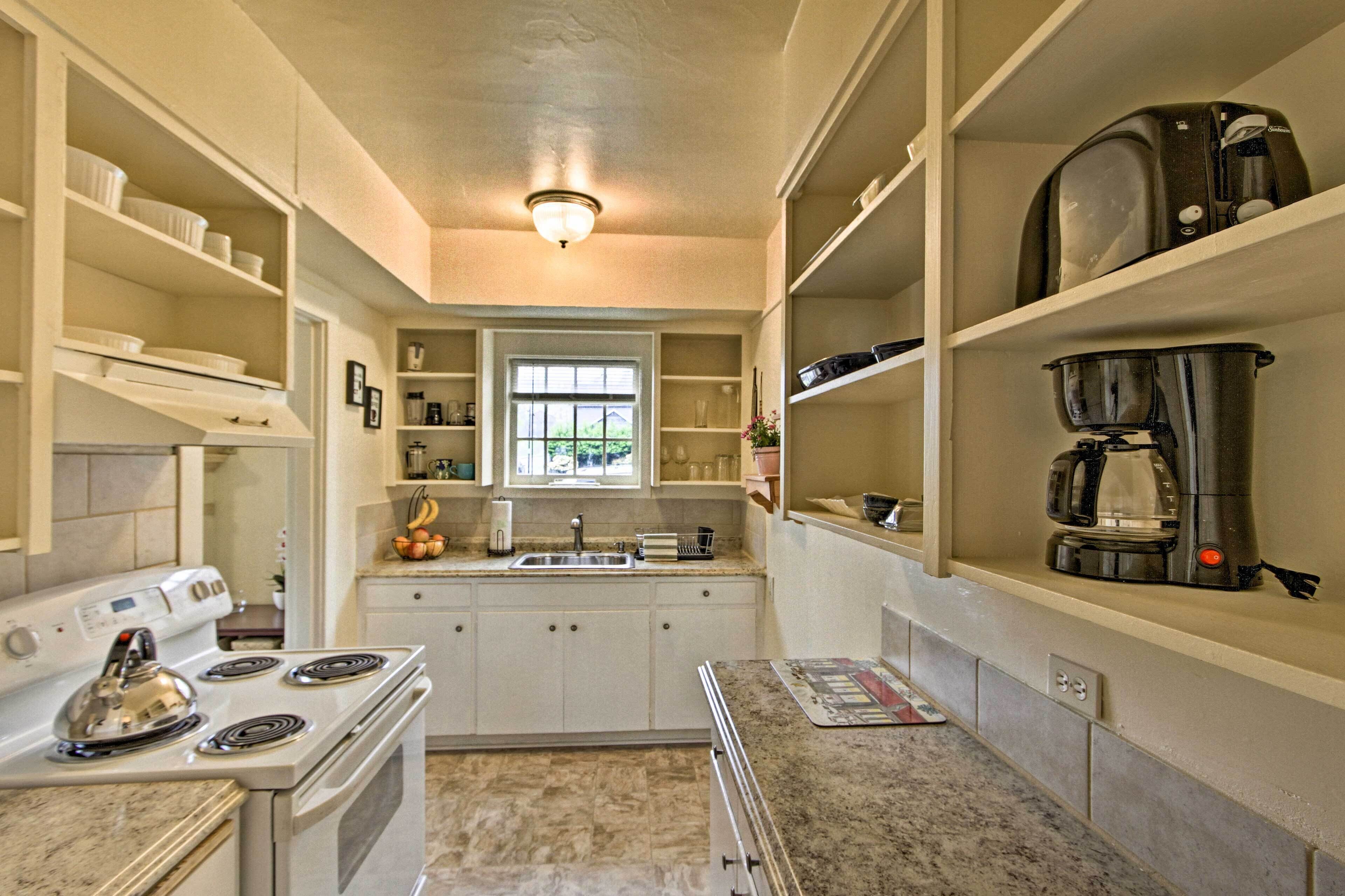 Classic Aberdeen Apt 1 Mi to Riverfront Park!