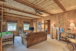 House (2 Bedrooms) | Interior