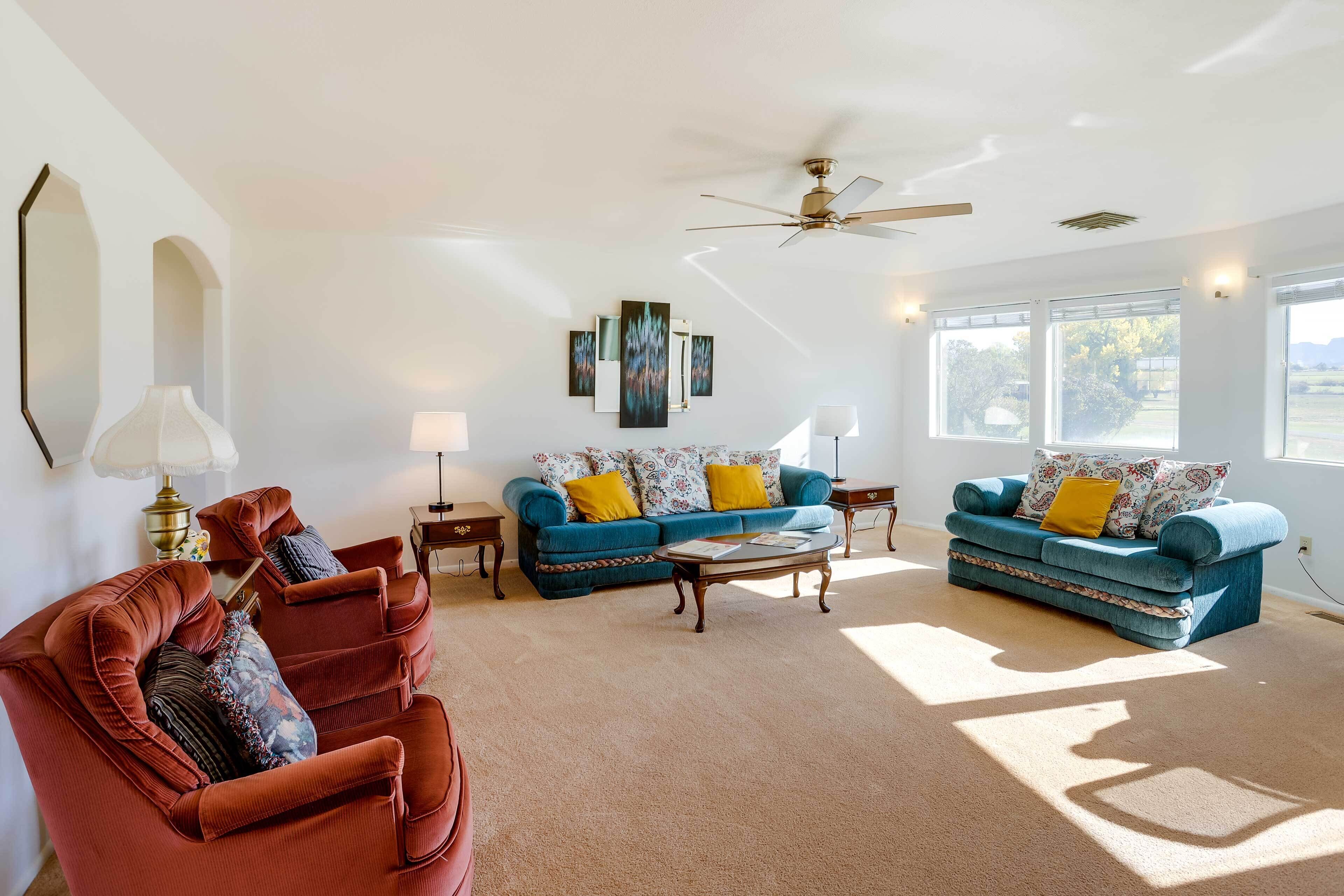 House (3 Bedrooms) | Interior