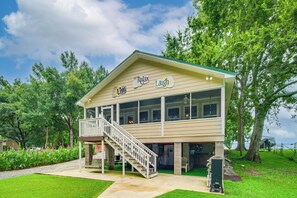 House (3 Bedrooms) | Interior - Ferriday Lakehouse w/ Private Dock, Deck, & Yard! (Ferriday)