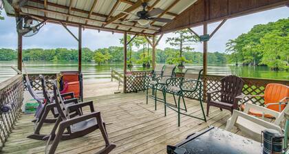 Ferriday Lakehouse w/ Private Dock, Deck, & Yard!