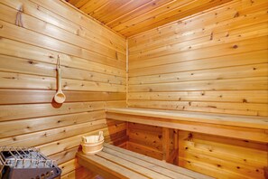 House (3 Bedrooms) | Interior - Game Room! Mid-century Escape in the Northwoods (Woodruff)