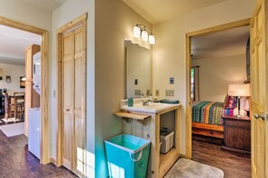 House (1 Bedroom) | Interior - 5 Mi to Dtwn: Bryson City Cabin w/ Resort Perks! (Bryson City)