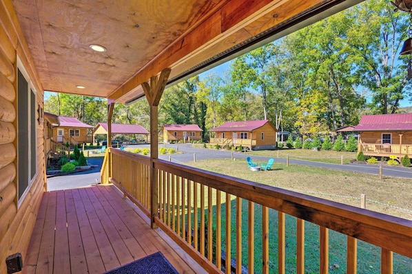 House (1 Bedroom) | Interior - 5 Mi to Dtwn: Bryson City Cabin w/ Resort Perks! (Bryson City)