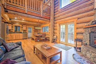 Riverfront Gold Bar Log Cabin Near Stevens Pass!