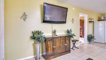 Cottage (2 Bedrooms) | Bahagian dalam