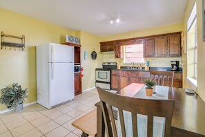 Cottage (2 Bedrooms) | Interior