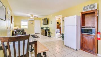 Cottage (2 Bedrooms) | Interior