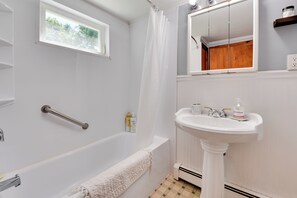 Stuga (3 Bedrooms) | Interiör