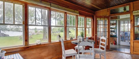 Cottage (3 Bedrooms) | Interior