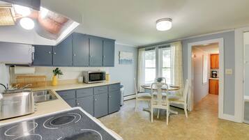 Cottage (3 Bedrooms) | Interior