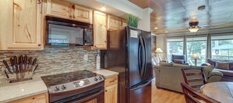 Waterfront Monticello Home w/ Fire Pit & Deck!