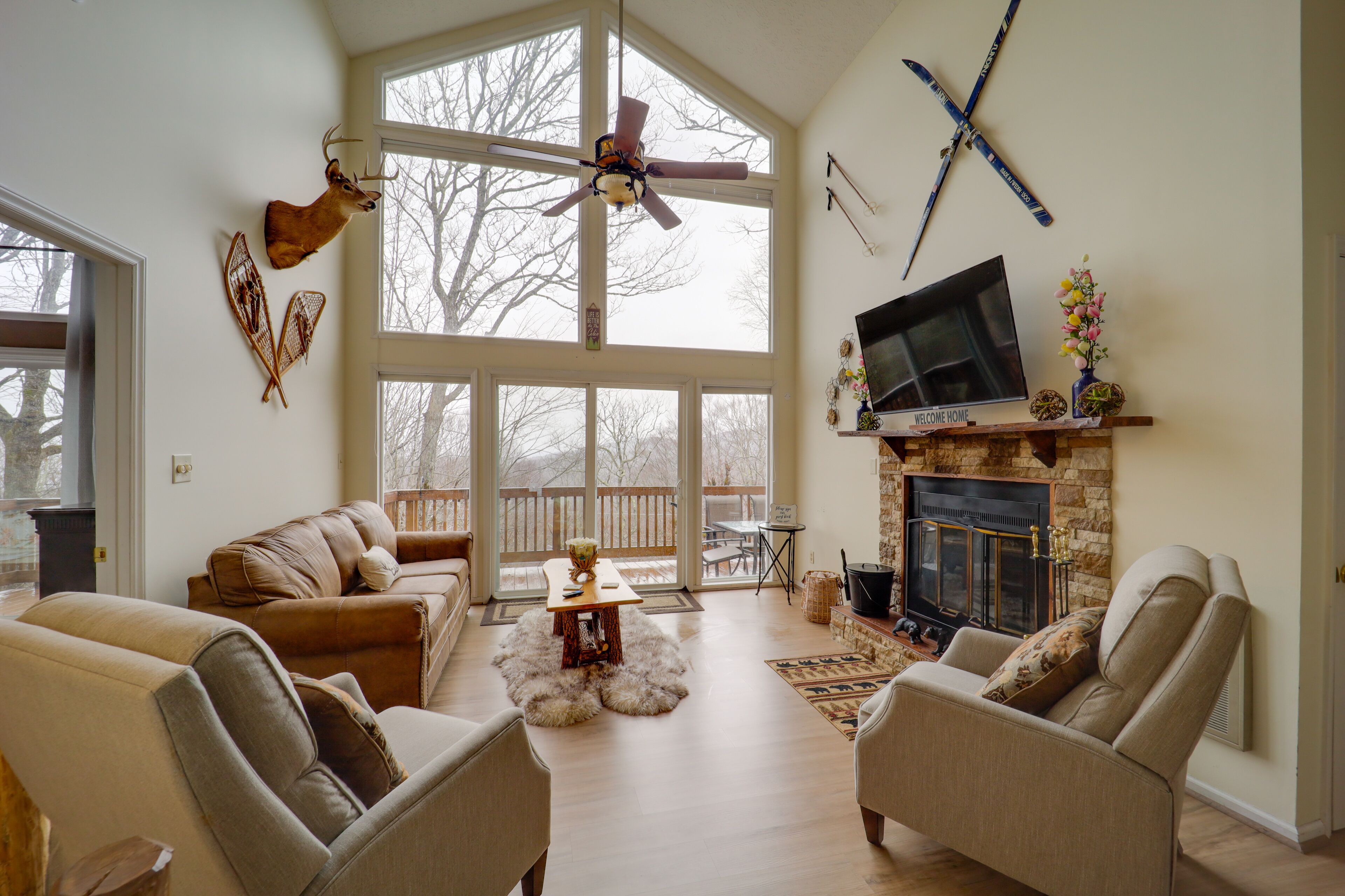 Expansive Ski Home ~ Half-mi to Beech Mtn Resort