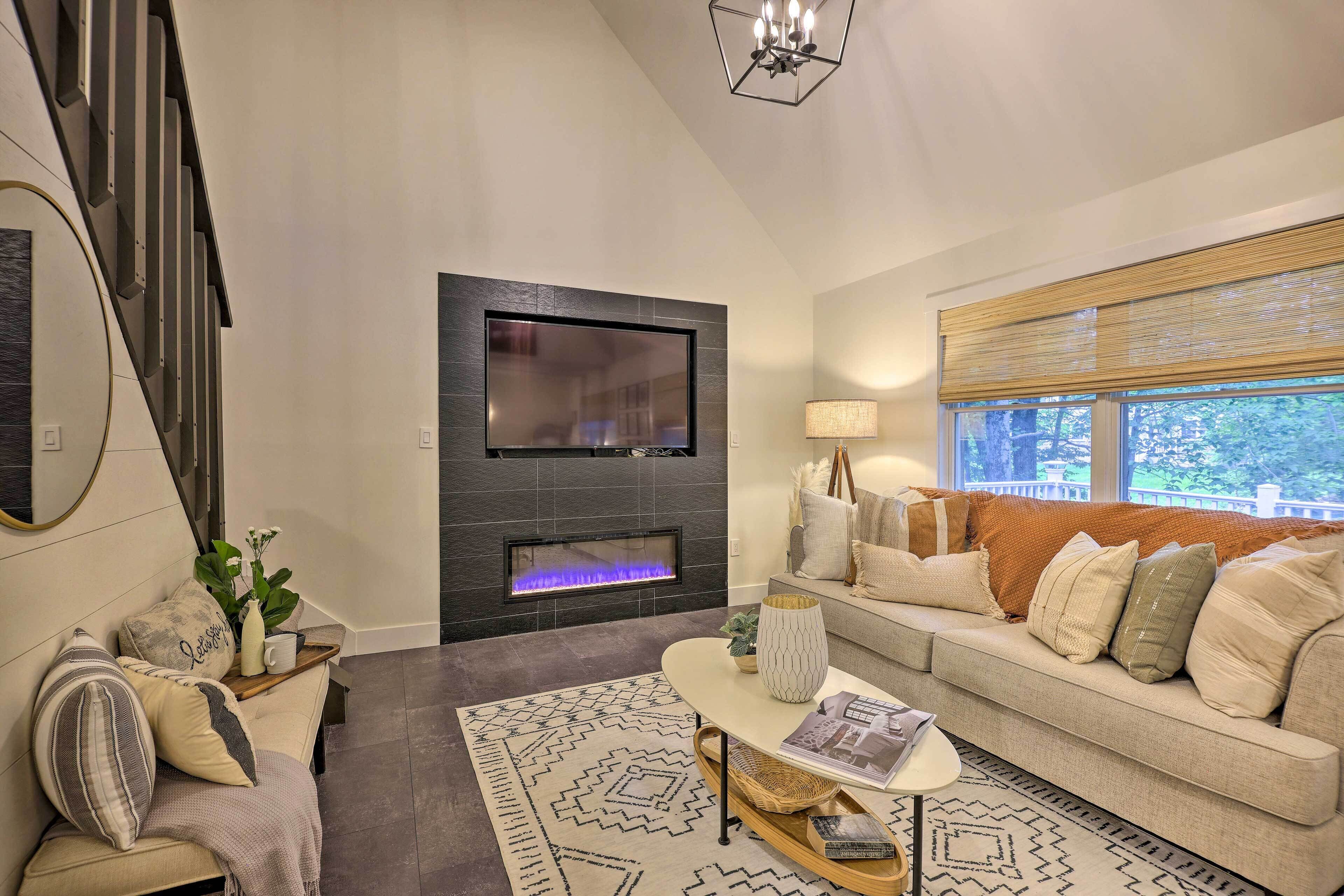 Spacious Tobyhanna Getaway: Echo Lake Access!