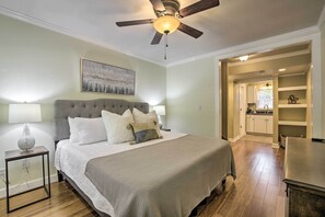 House (0 Bedroom) | Laptop workspace, bed sheets - Cozy Pittsboro Escape - Hike, Dine, Explore! (Pittsboro)