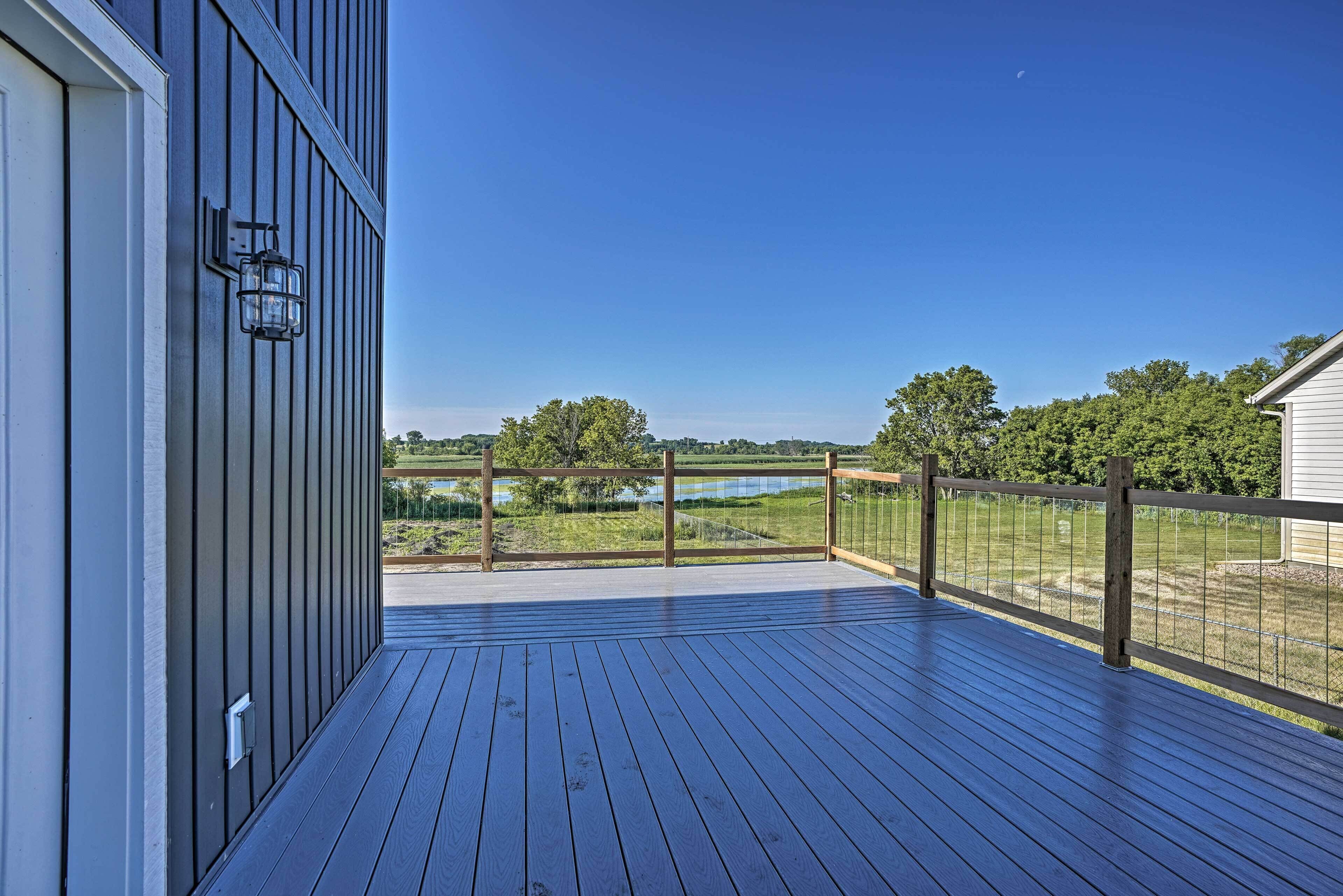 Luxury Home w/ Fire Pit: Boat, Fish & Explore