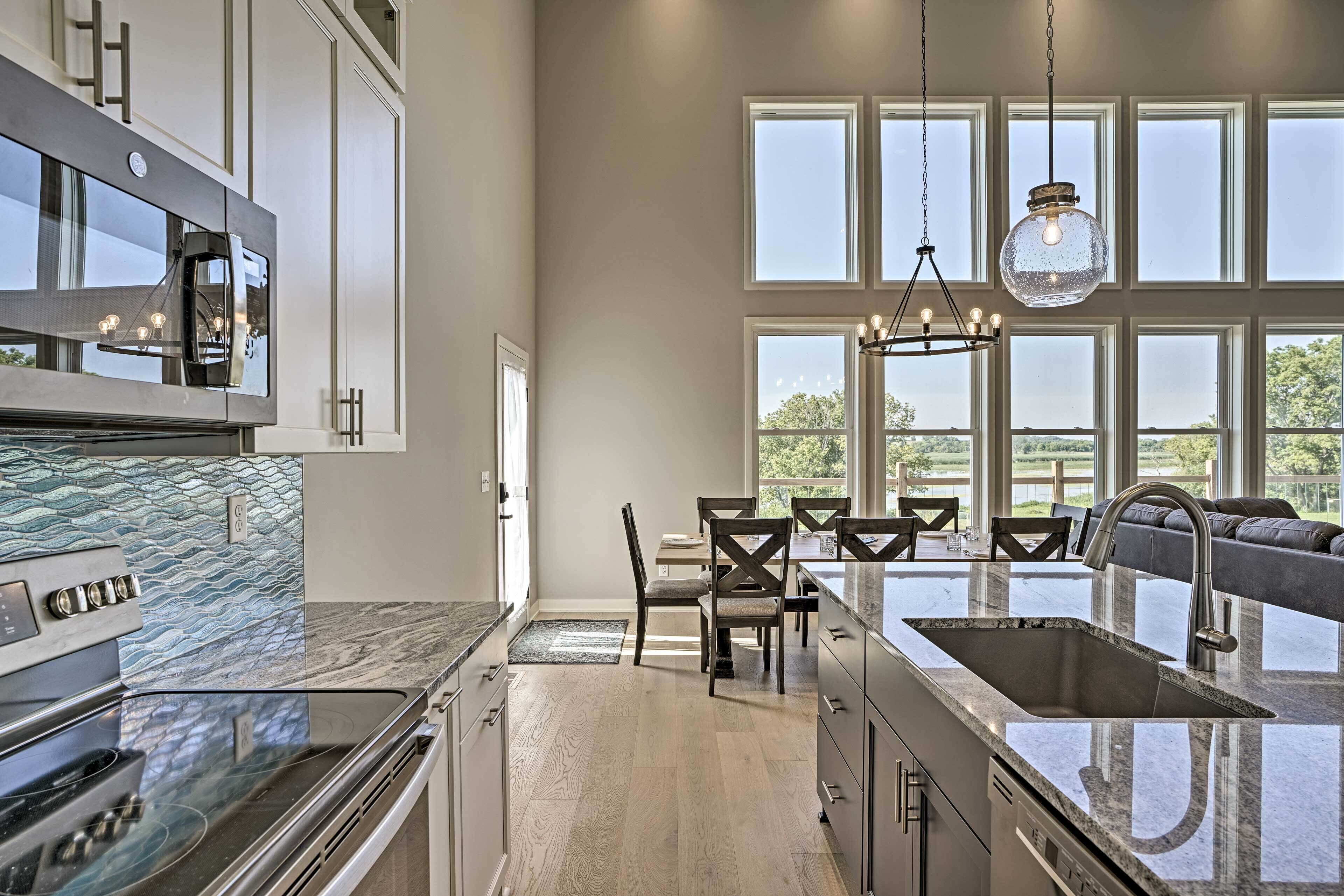 Luxury Home w/ Fire Pit: Boat, Fish & Explore