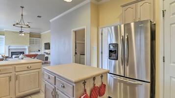 Villa (4 Bedrooms) | Interior