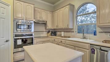 Villa (4 Bedrooms) | Bahagian dalam