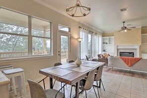 Villa (4 Bedrooms) | Interior - Airy Villa in Austin w/ Badminton/volleyball Court (Austin)