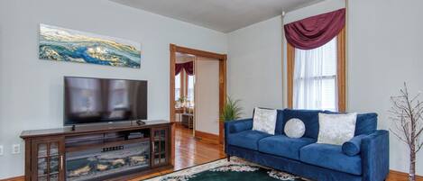 House (3 Bedrooms) | Front of property