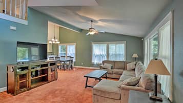 House (5 Bedrooms) | Interior