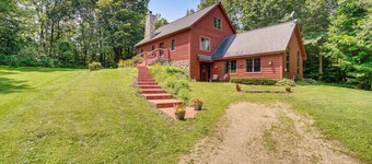 Hiking Nearby! Secluded Ellsworth Apartment