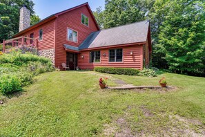 Apartment (1 Bedroom) | Interior - Hiking Nearby! Secluded Ellsworth Apartment (Ellsworth)