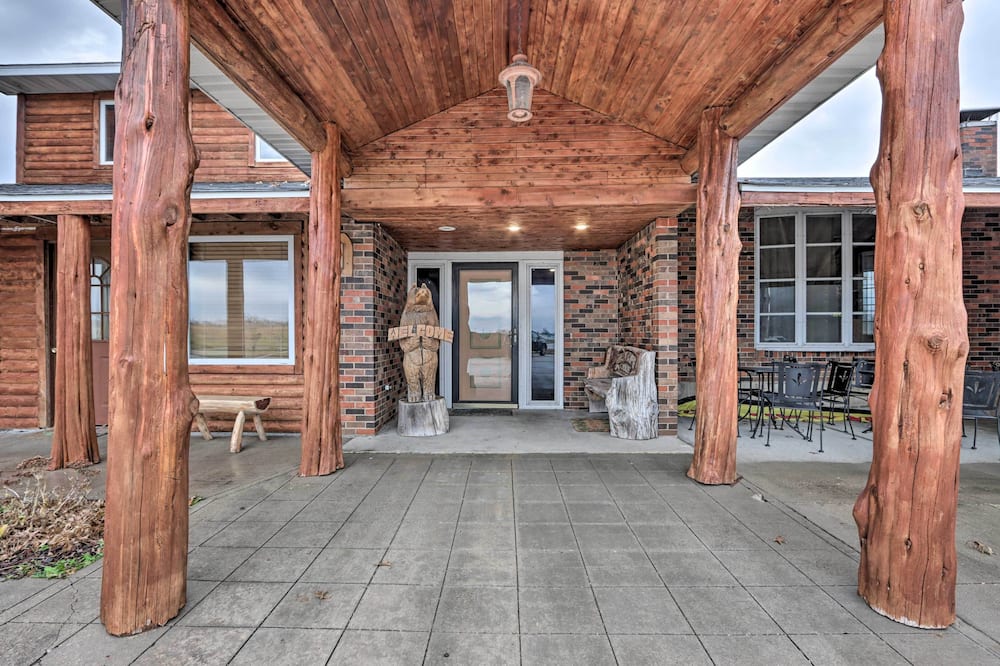 'wildlife Lodge' Columbia Retreat off I-70! - Fulton, MO