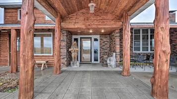 Cottage (Multiple Bedrooms) | Interior