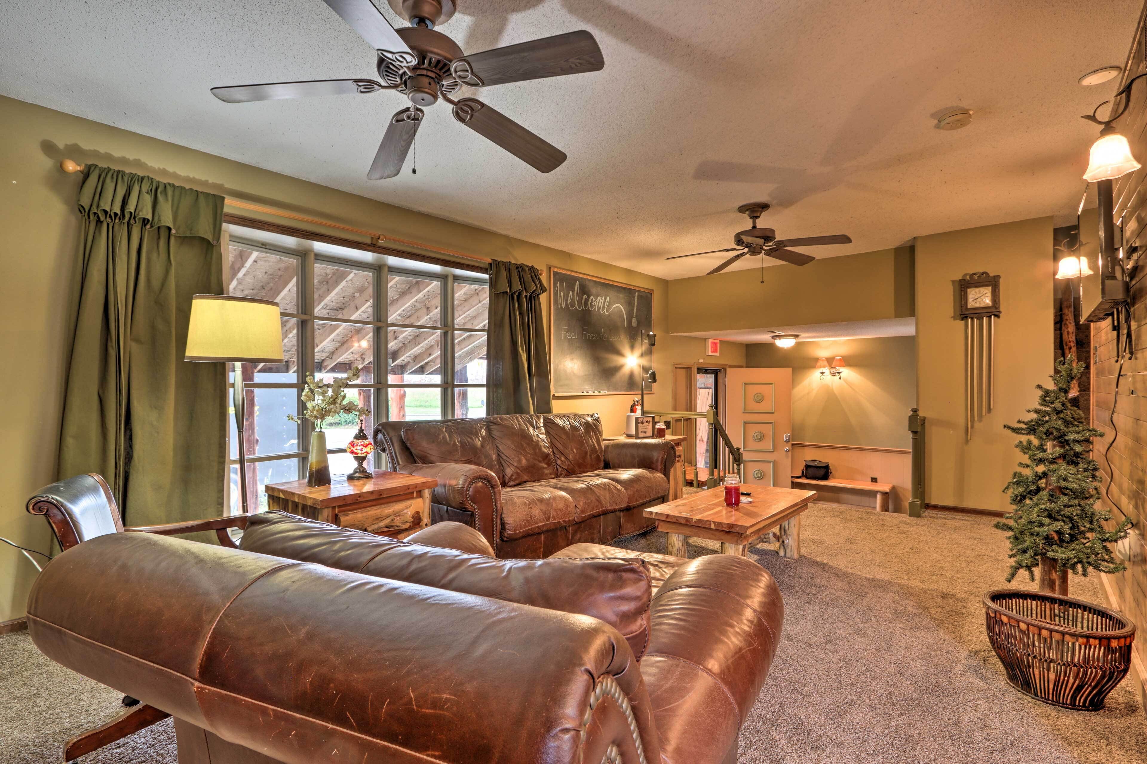 Cottage (Multiple Bedrooms) | Interior