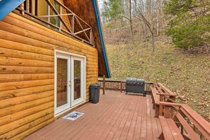 House (2 Bedrooms) | Interior - Cozy Yatesville Lake Cabin Rental in Louisa! (Louisa)