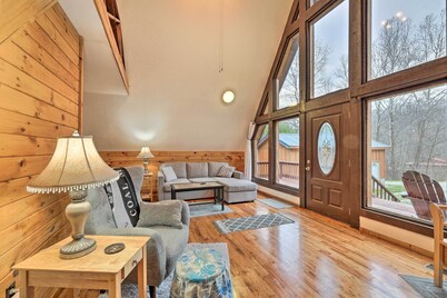 Cozy Yatesville Lake Cabin Rental in Louisa!